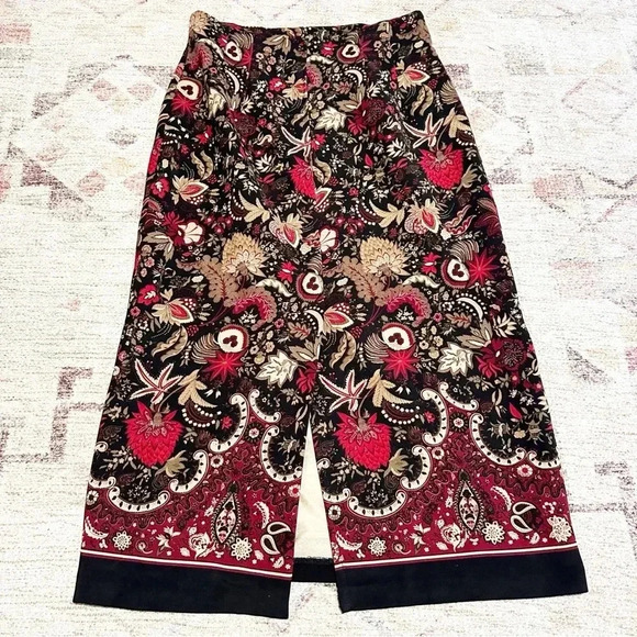 Y2k Briggs Black and red floral print skirt size 8 petite - Picture 10 of 10